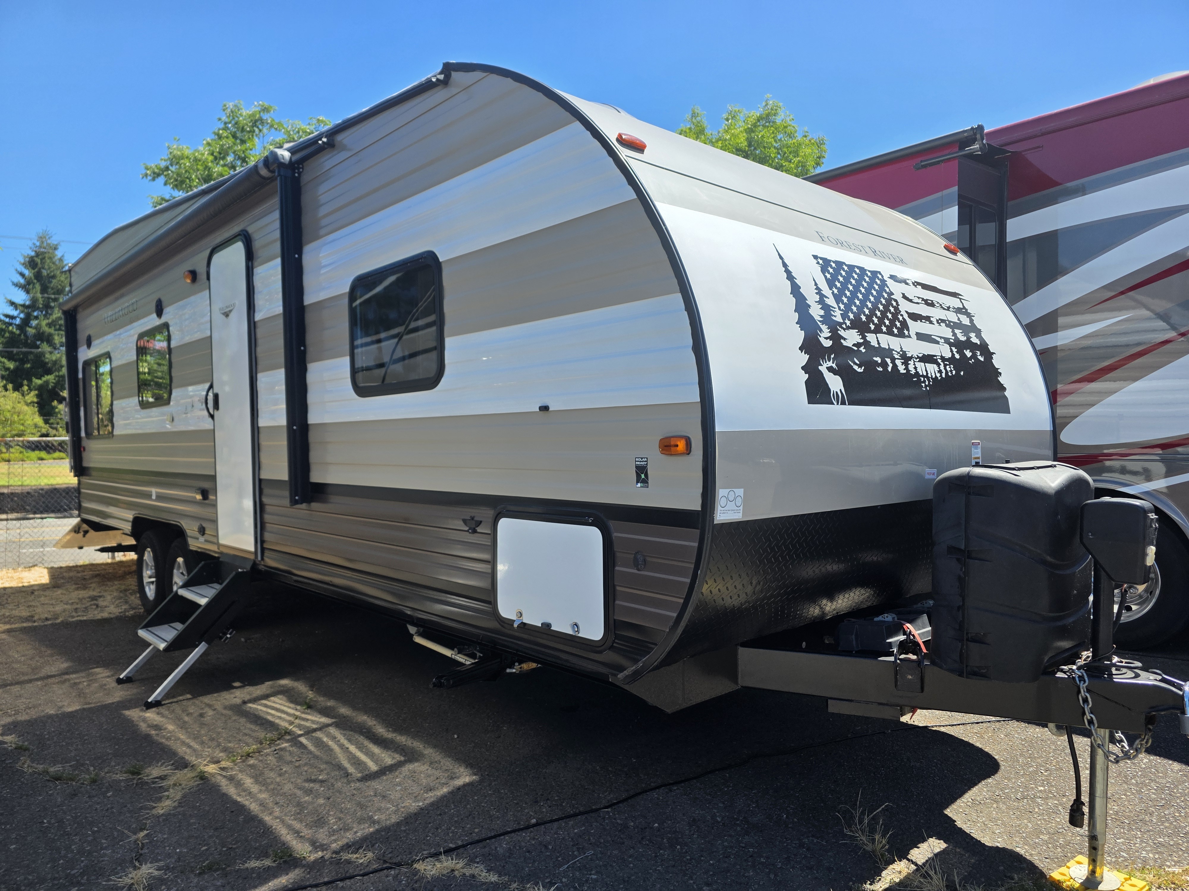 2019 Forest River WILDWOOD X-LITE 251SSXL Travel Trailer Toy Hauler RV