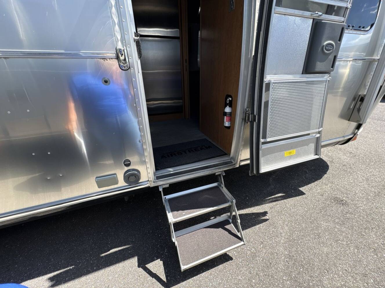 A photo of this 2022 Airstream Classic 30RB TWIN