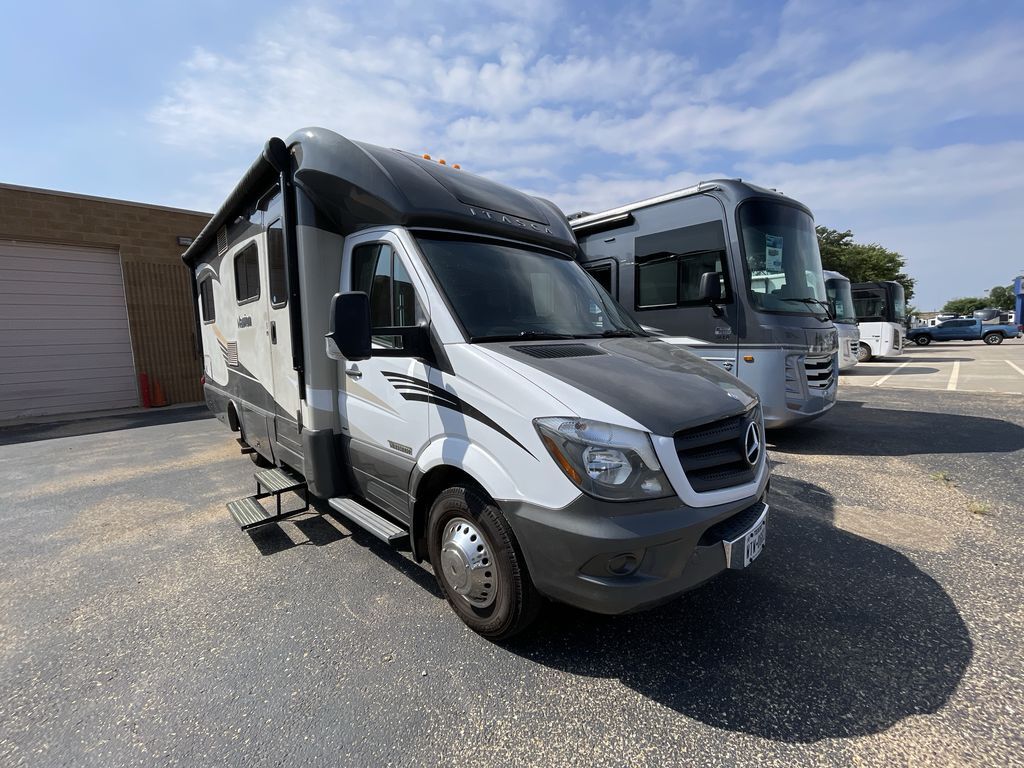 2015 Itasca NAVION 24V in lubbock TX