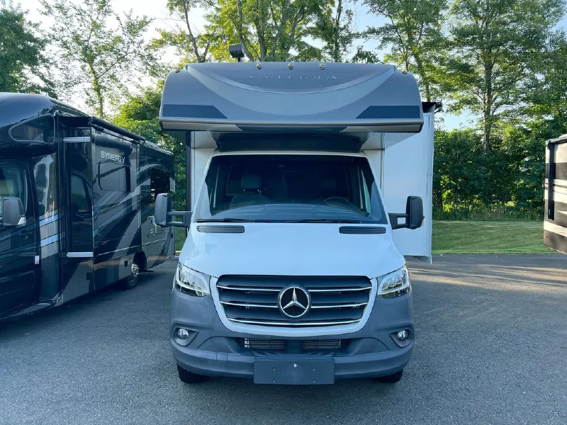 2024 Entegra Coach Qwest SE 24R
