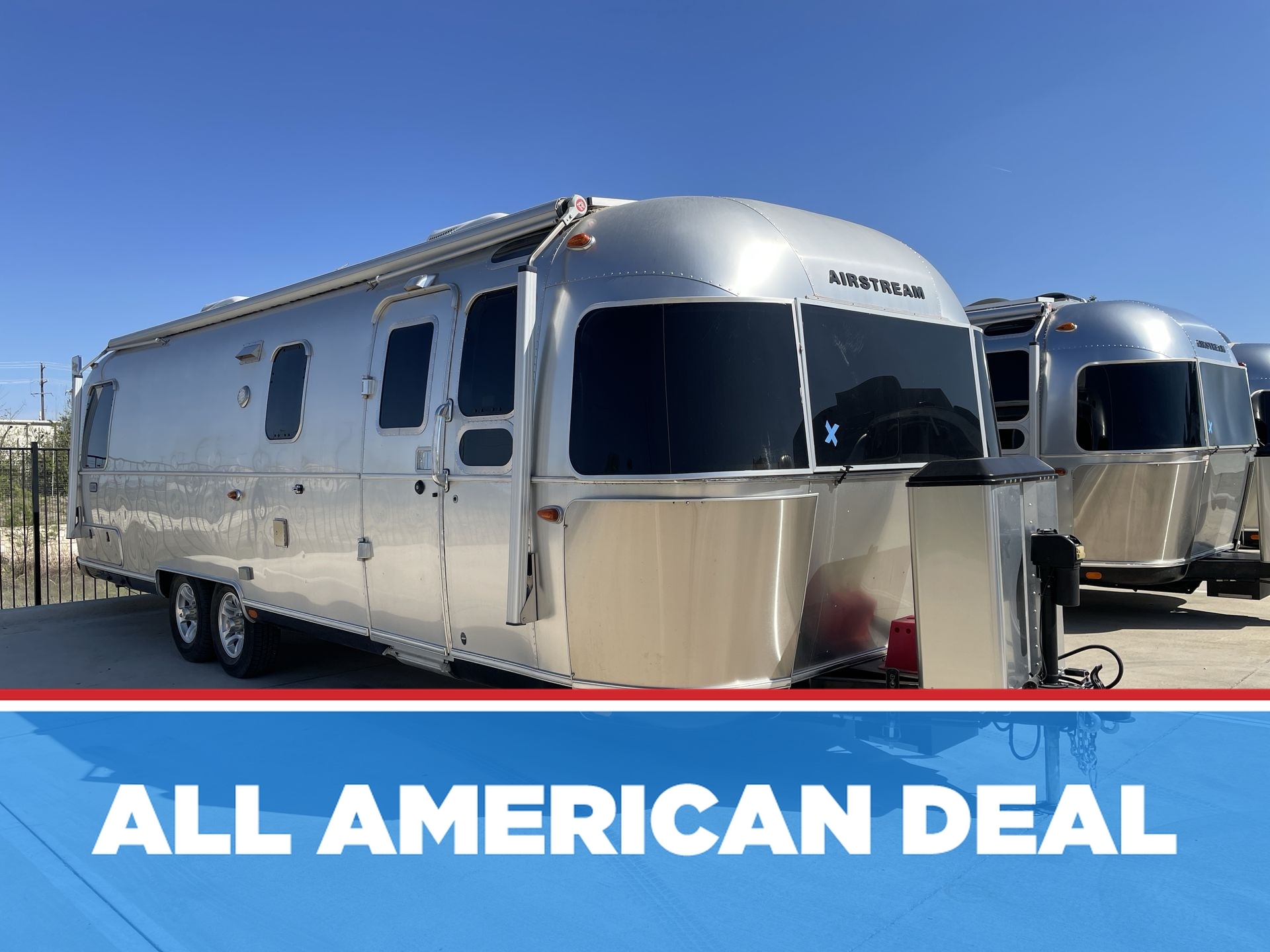 2021 Airstream Classic 30RB TWIN RV
