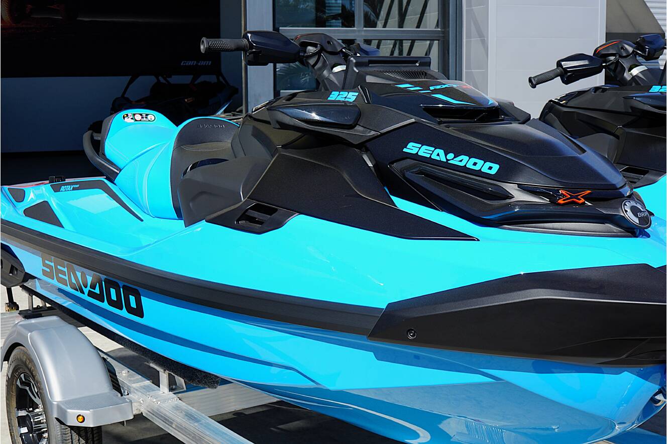 A photo of this 2026 Sea-Doo RXT-X 325 Tech Package