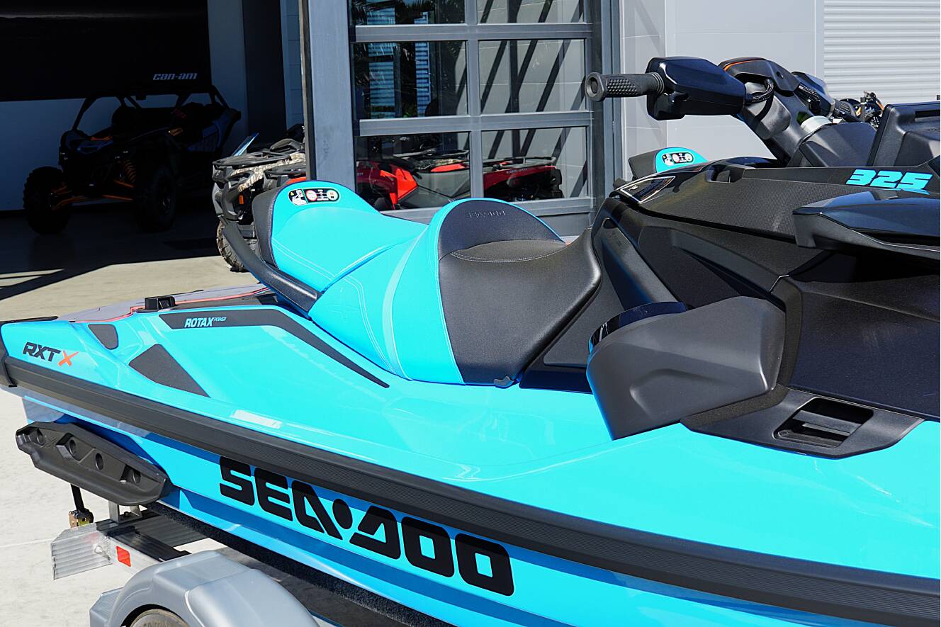 A photo of this 2026 Sea-Doo RXT-X 325 Tech Package