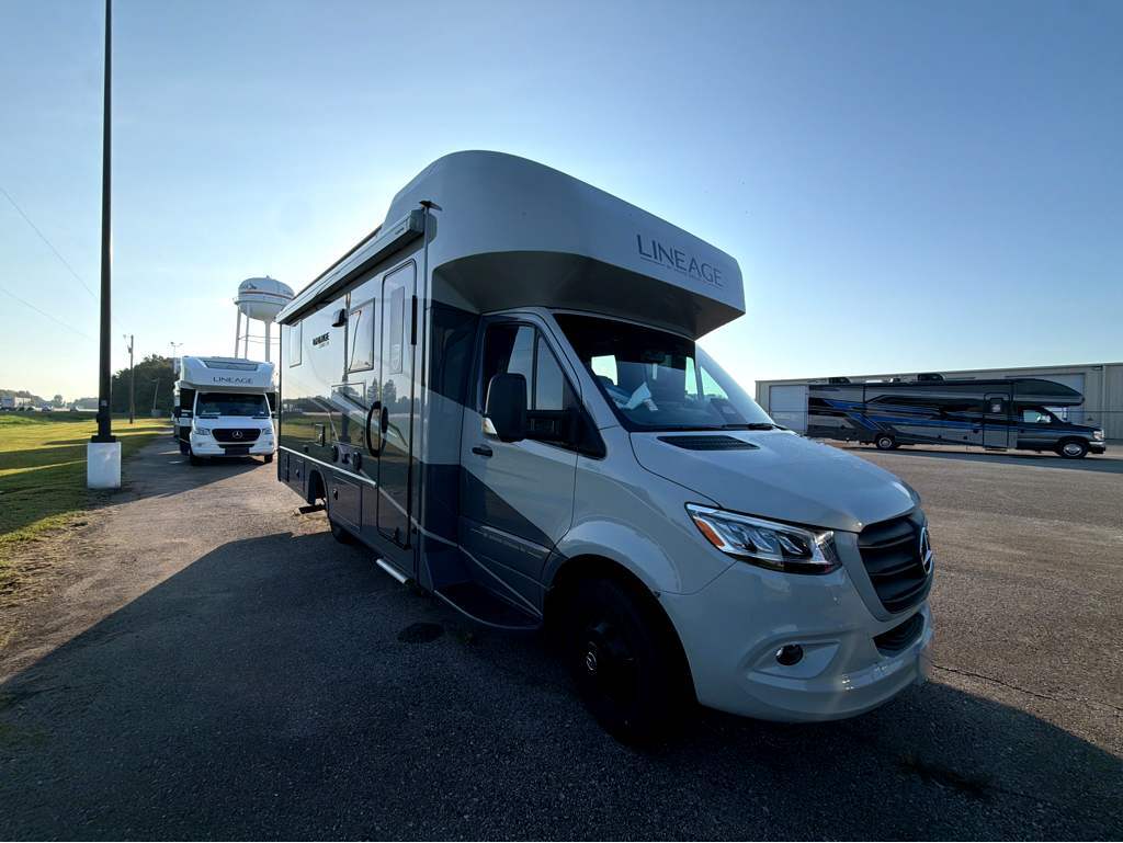 2027 Grand Design Lineage Series M 25FW in breaux bridge LA