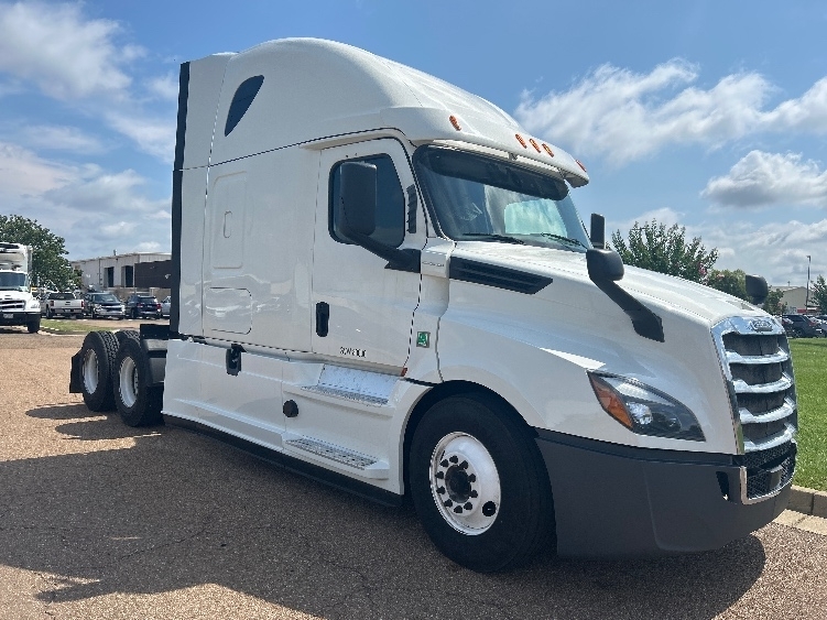 2020 FREIGHTLINER CASCADIA 126 in Jackson, MS