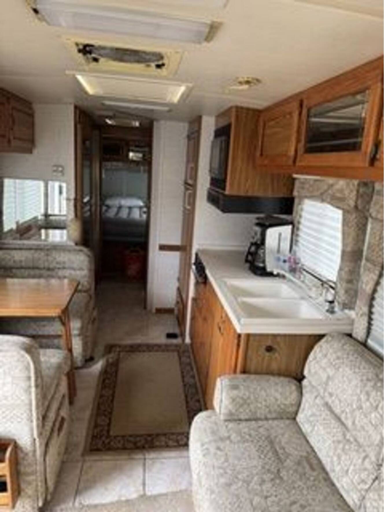 A photo of this 1999 Airstream Land Yacht 30