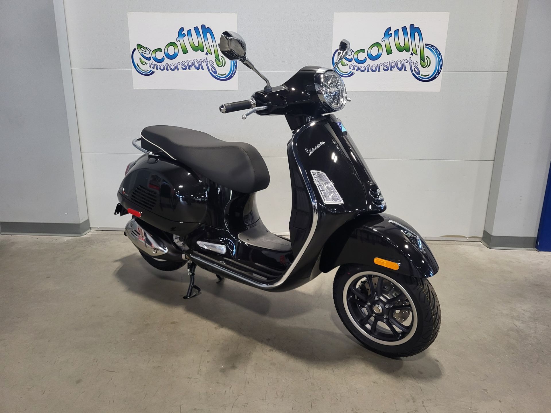 2026 Vespa GTS 310 Super 310 SUPER in Forest Lake, MN
