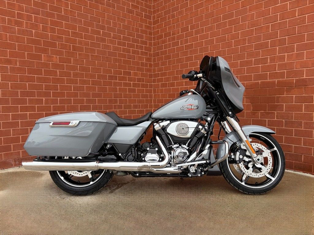2026 Harley-Davidson Street Glide FLHX in Waterford Twp, MI