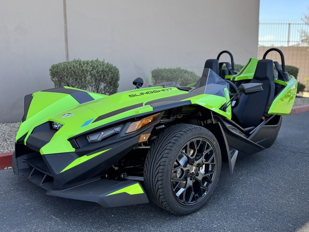 2025 Polaris Slingshot SLINGSHOT SL Autodrive Liquid Lime SL in Peoria, AZ