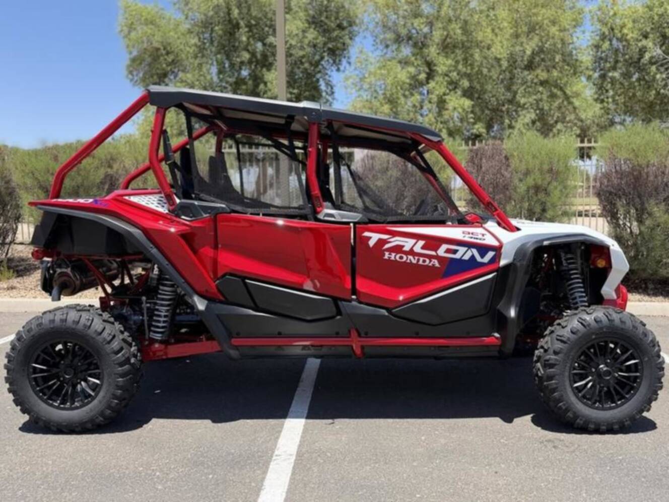 A photo of this 2026 Honda Talon 1000X 4 FOX Live Valve