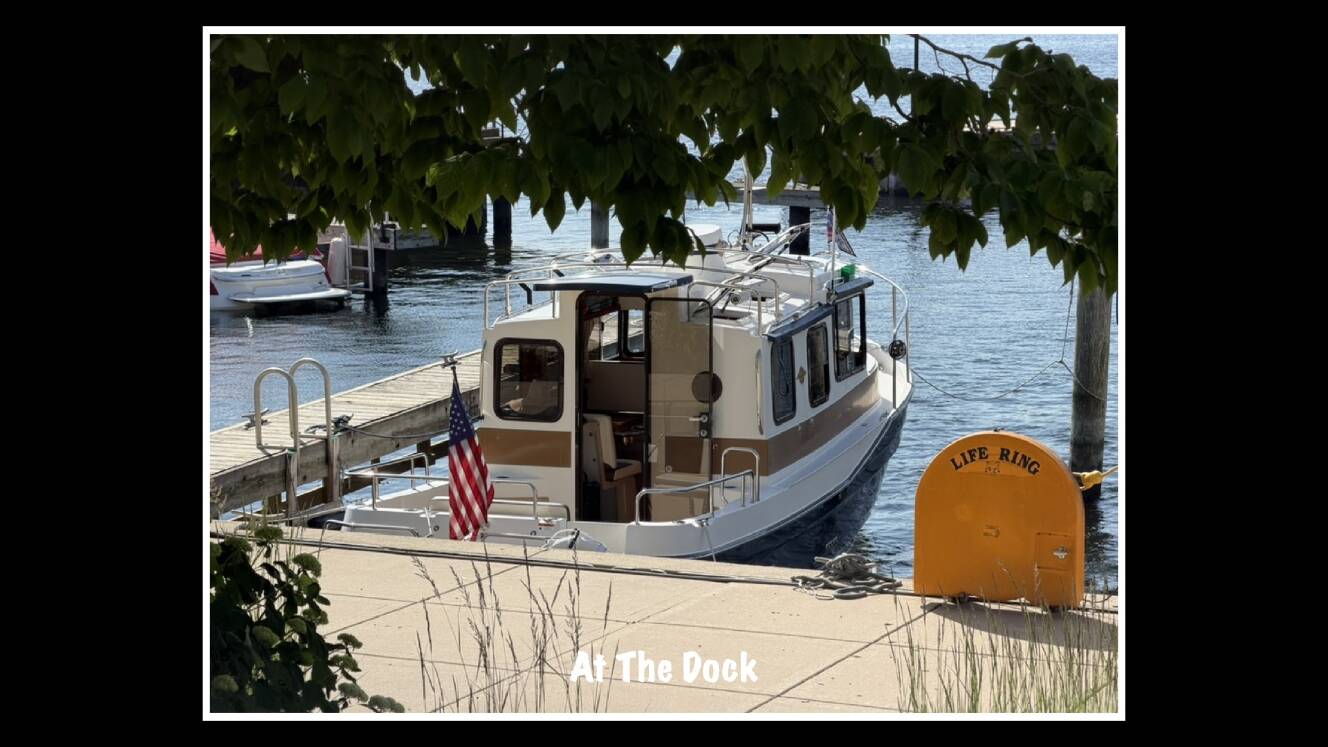 A photo of this 2016 Ranger Tugs R-25 SC