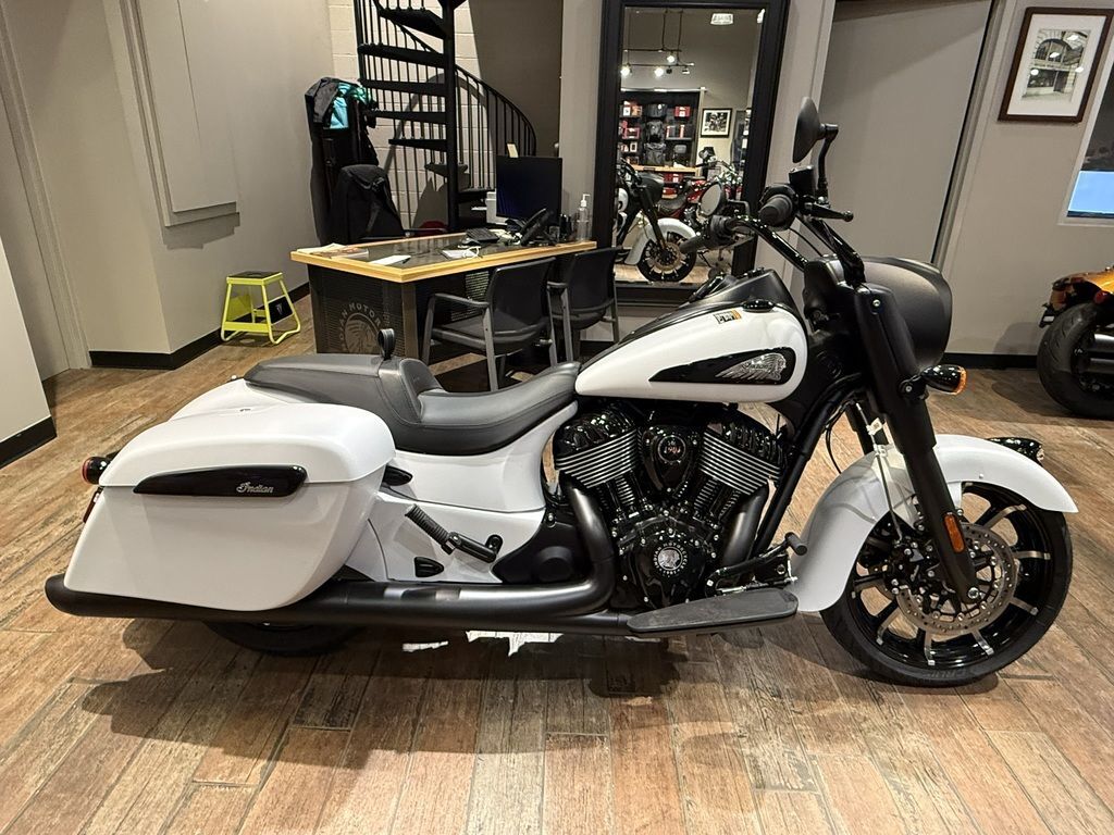 2026 Indian Motorcycle® Springfield ® Dark Horse® Ghost White Metallic Smoke DARK HORSE in Hagerstown, MD