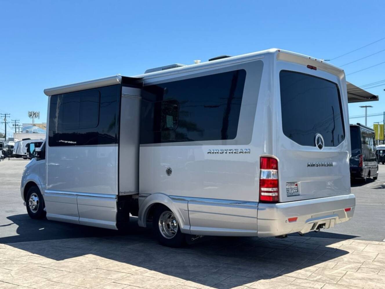 A photo of this 2021 Airstream Atlas Murphy Suite