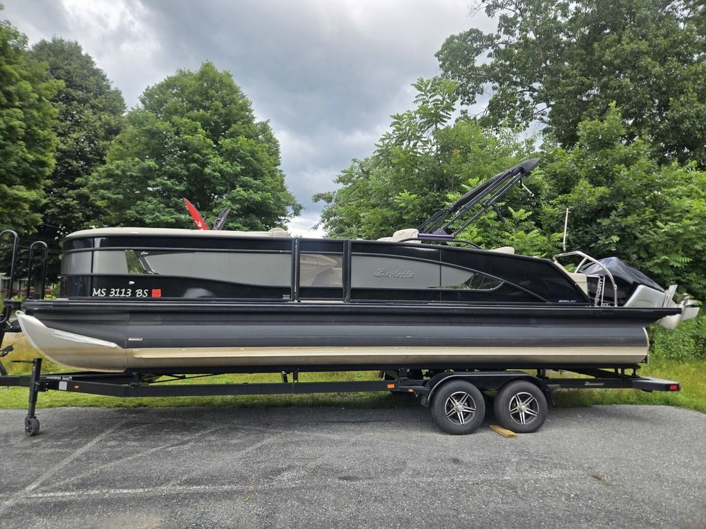 2022 Barletta Boats L25UC in oakland RI