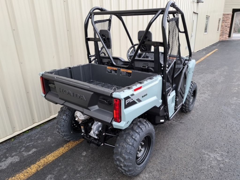 2026 Honda® Pioneer 520 BASE in bridgeport WV