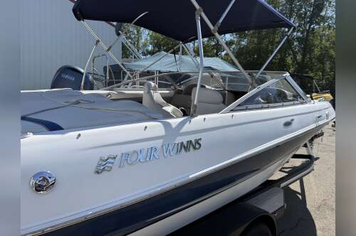 2003 Four Winns Horizon 200 H440 in penhook VA