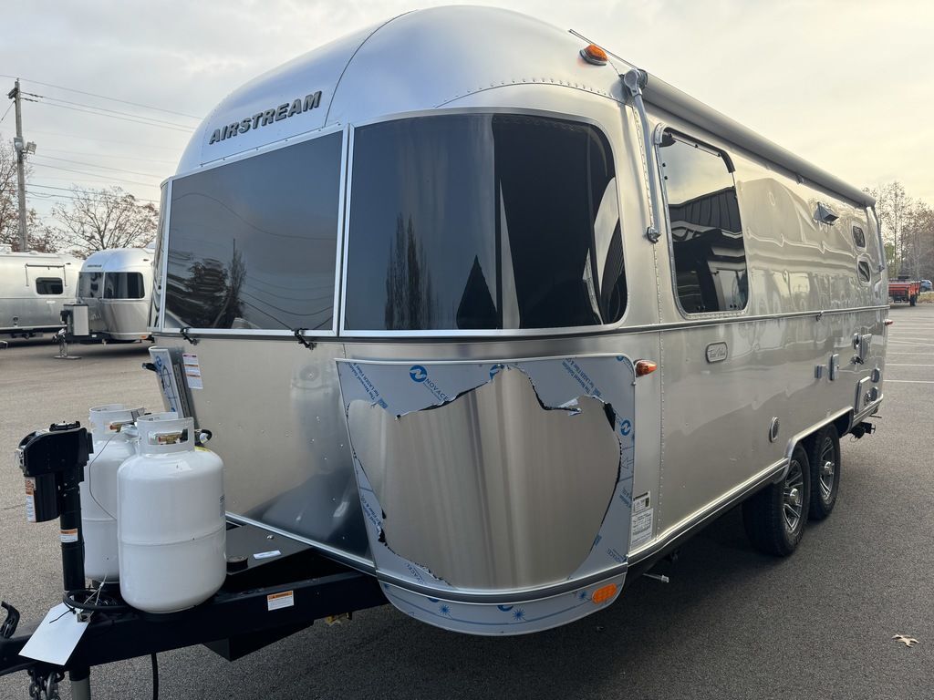 2025 Airstream Trade Wind 23FB in lorain OH