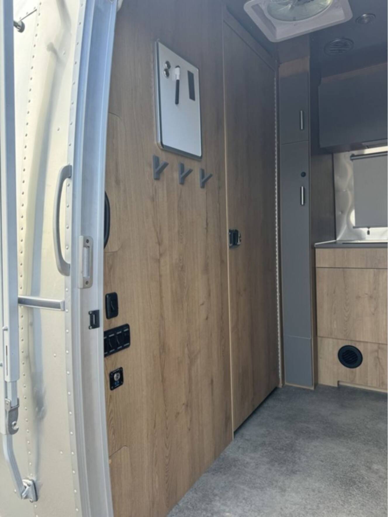 A photo of this 2025 Airstream Trade Wind 23FB