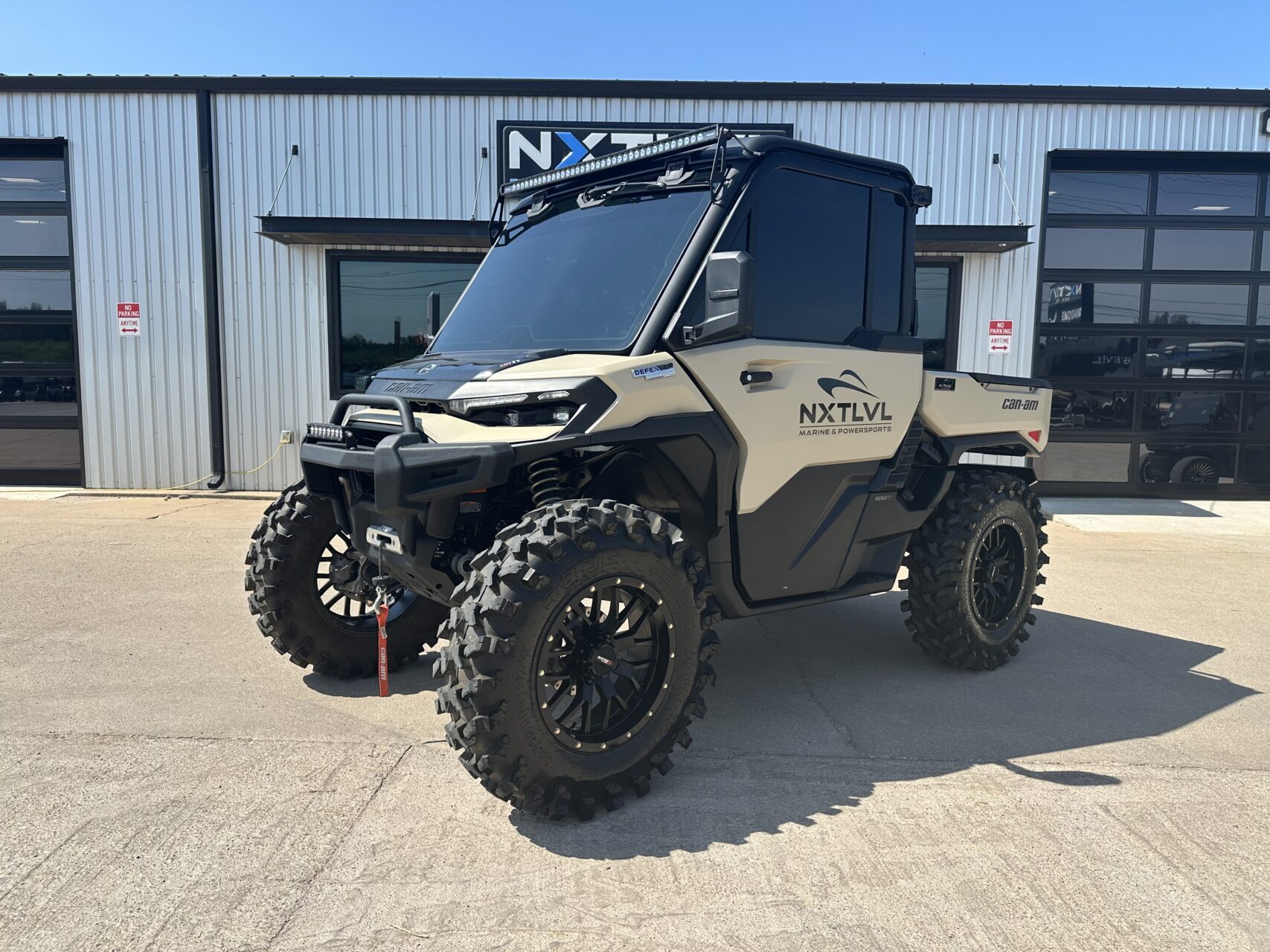 New 2026 Can-Am Defender For Sale in Lake Lbj, TX - 5041461310