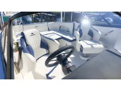 2027 Stingray 24 DC