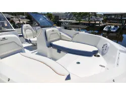 2027 Stingray 19 DC
