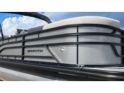 2027 Bennington 22 S1 STERN RADIUS