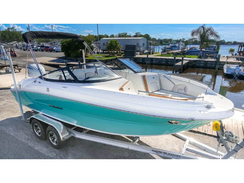 2027 Stingray 22 DC