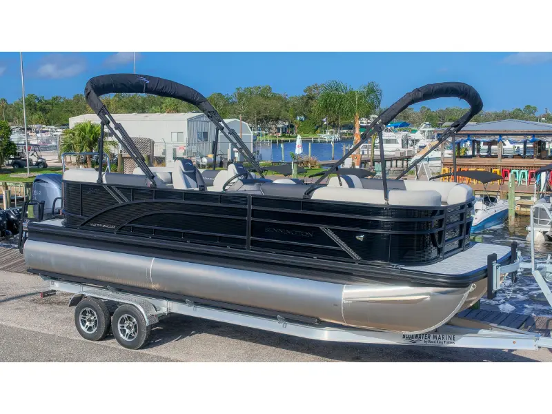 2027 Bennington 22 S1 STERN RADIUS