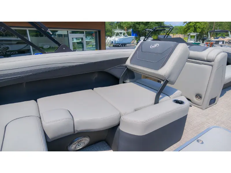 2027 Barletta Cabrio 24U