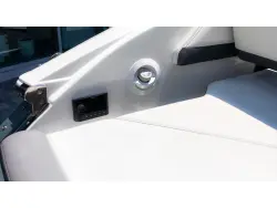 2022 Cobalt R6 Outboard