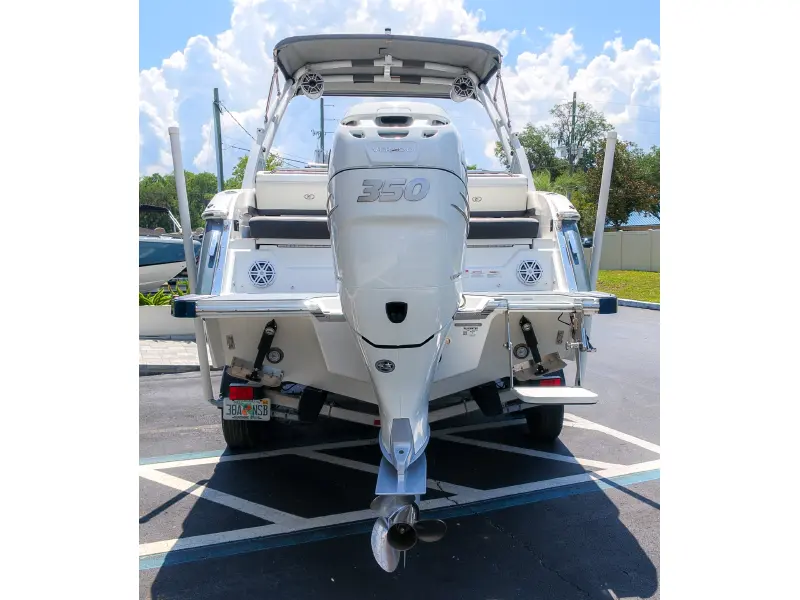 2022 Cobalt R6 Outboard