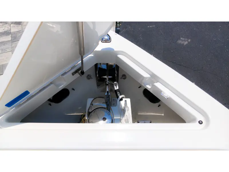 2022 Cobalt R6 Outboard