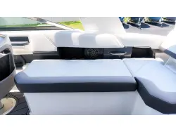 2022 Cobalt R6 Outboard