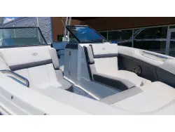 2022 Cobalt R6 Outboard