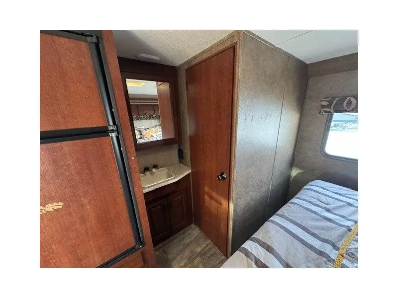 2017 Forest River Forester 2251SLE