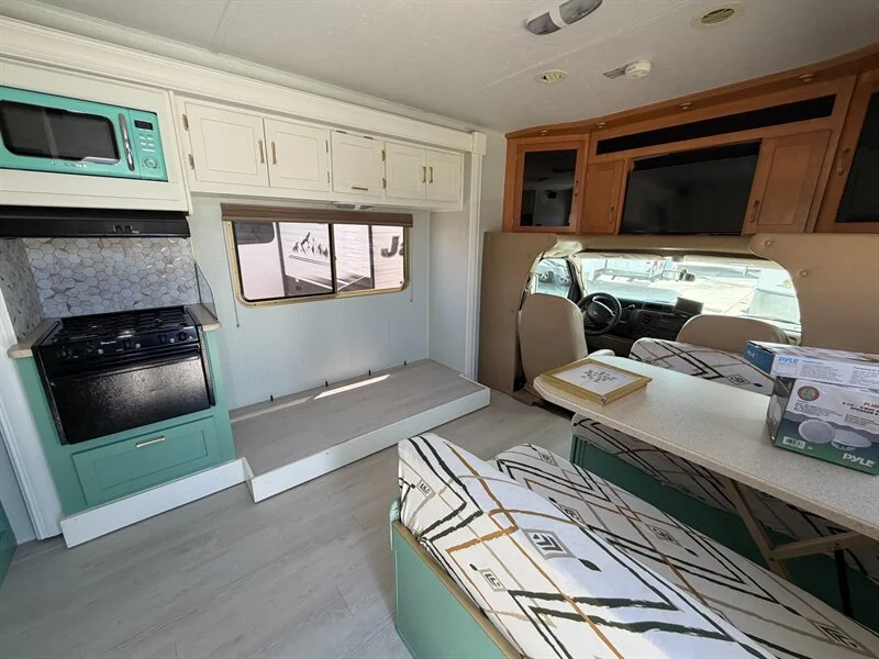 2010 Forest River Sunseeker 2860 E-450 SD