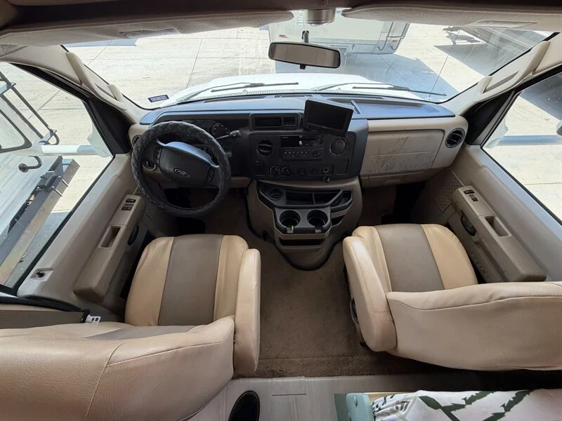 2010 Forest River Sunseeker 2860 E-450 SD