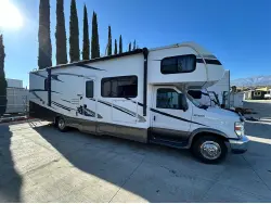 2018 Forest River FORESTER 3271S