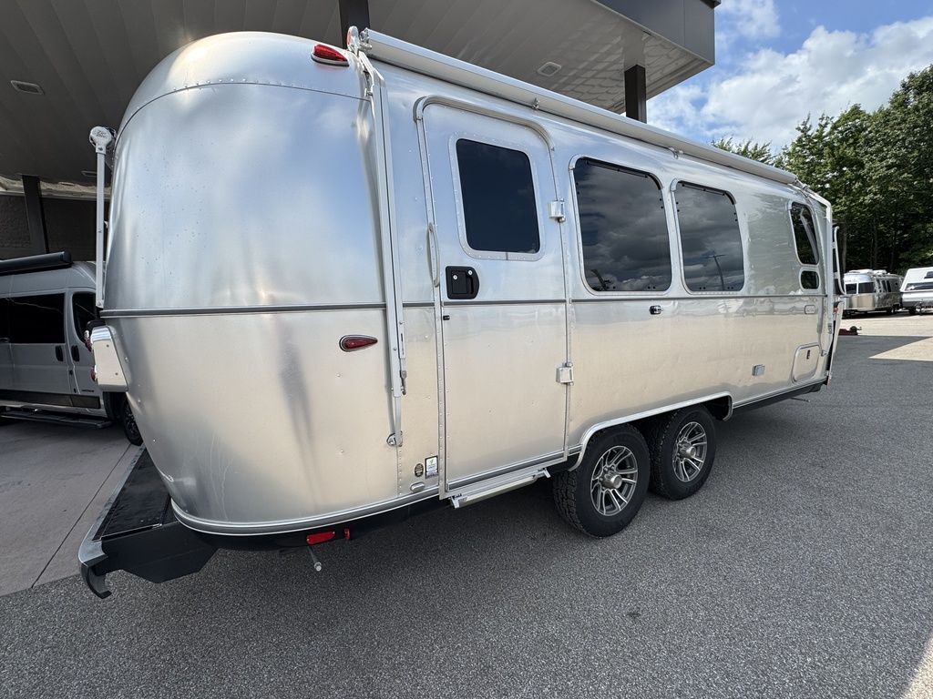 2025 Airstream Trade Wind 23FB in lorain OH
