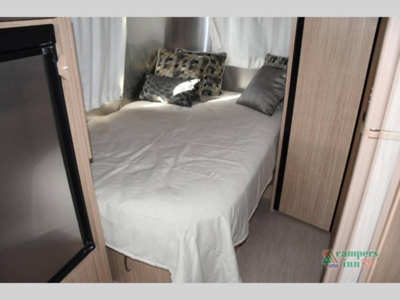 A photo of this 2019 Airstream Flying Cloud 19CB