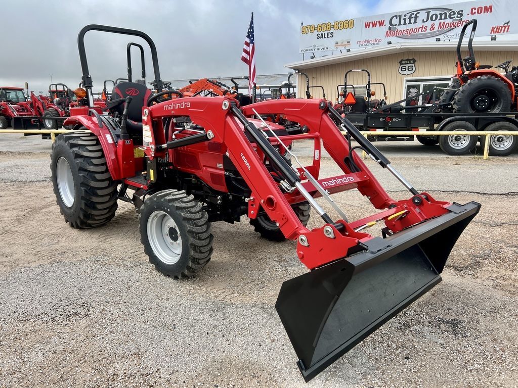 2026 Mahindra 1600 Series 1626 HST 4WD in Sealy, TX