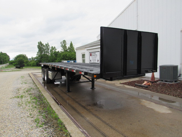 2014 UTILITY 32' X 102" Princeton/Moffett Trailer in Grabill, IN