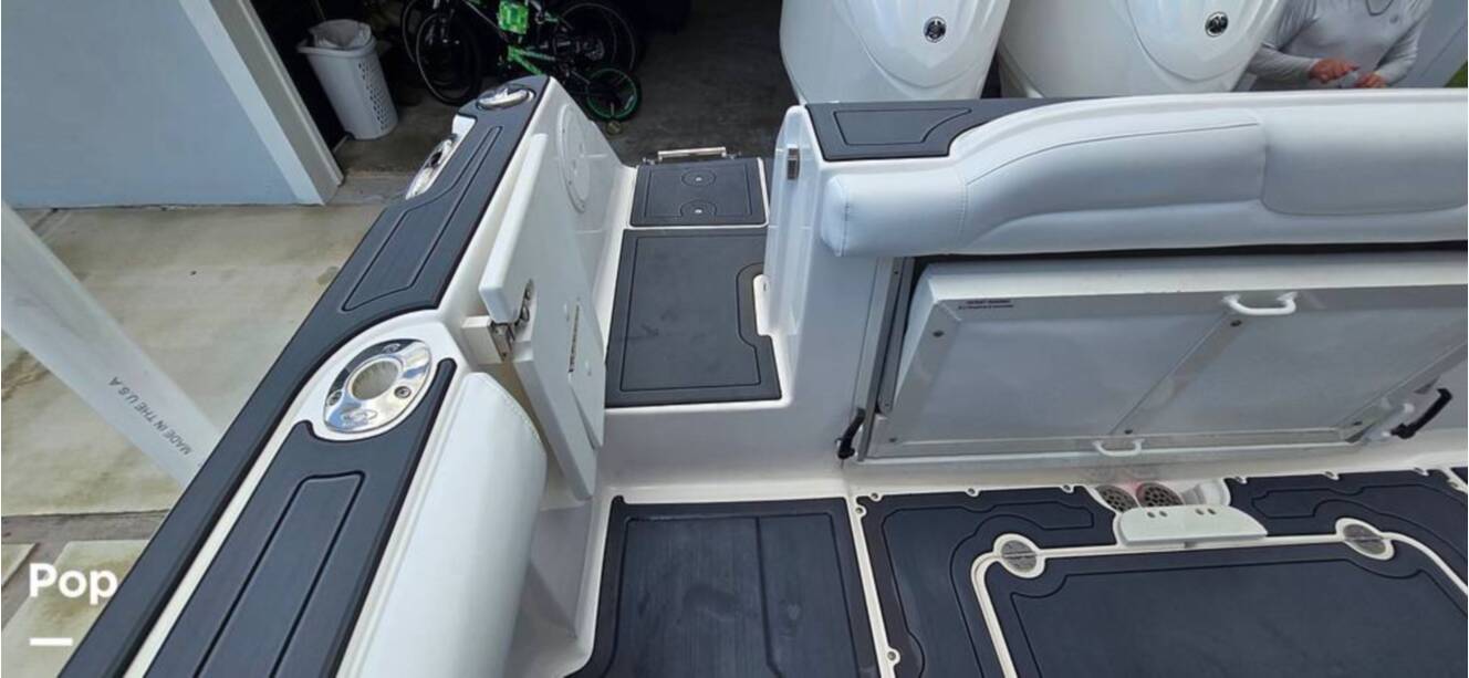 A photo of this 2016 Everglades 275 CC