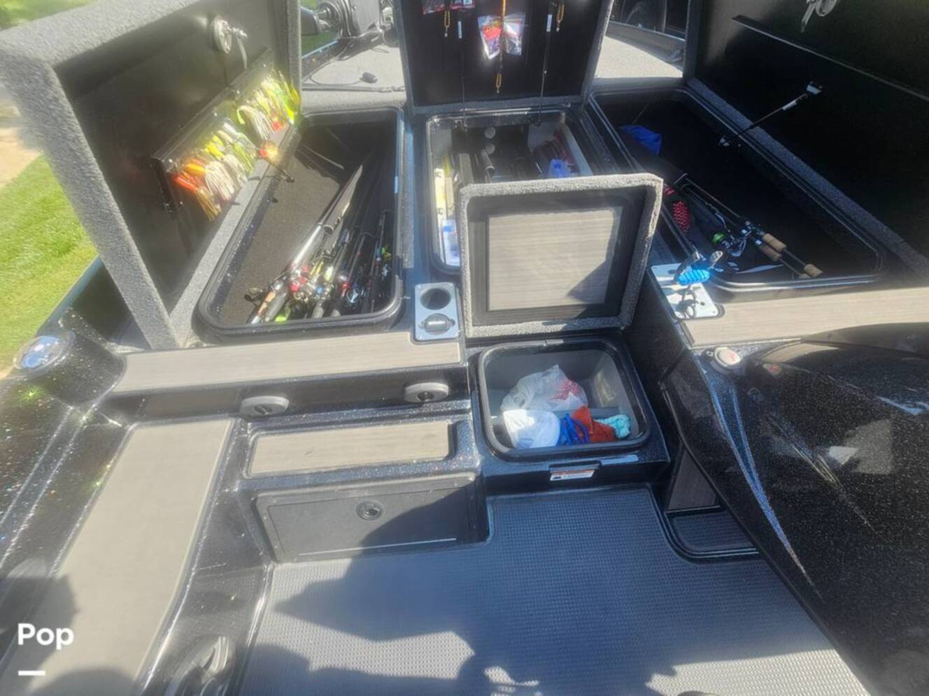 A photo of this 2023 Triton 21 XRT