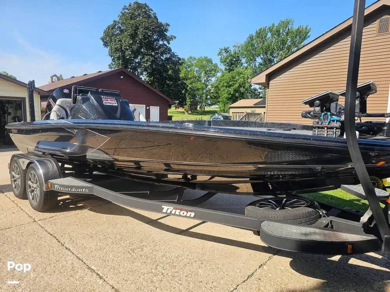 A photo of this 2023 Triton 21 XRT