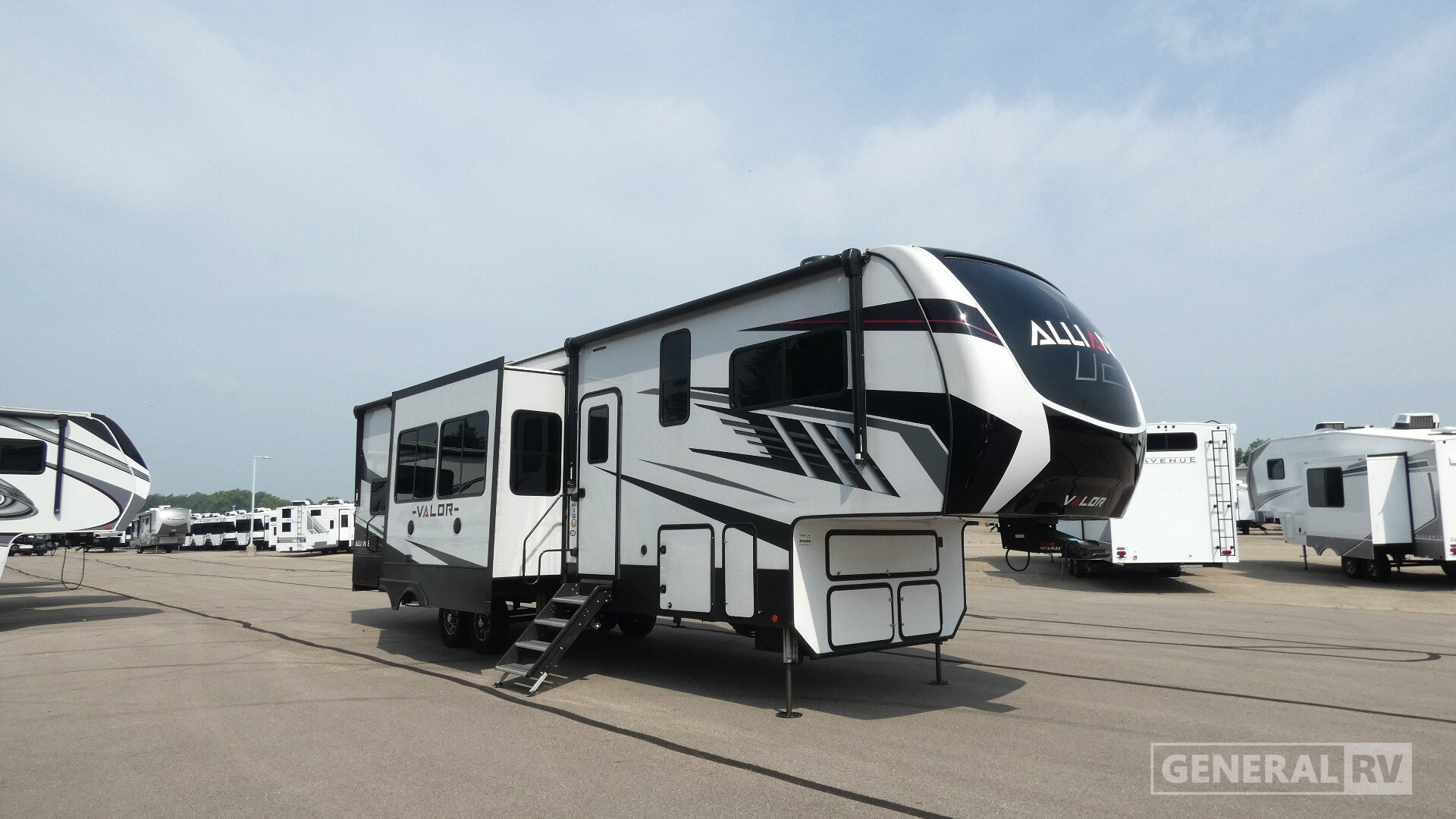 2023 Alliance Rv VALOR 36V11 Fifth Wheel Toy Hauler RV