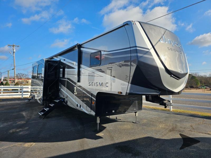 2026 Jayco Seismic 395 in longview TX