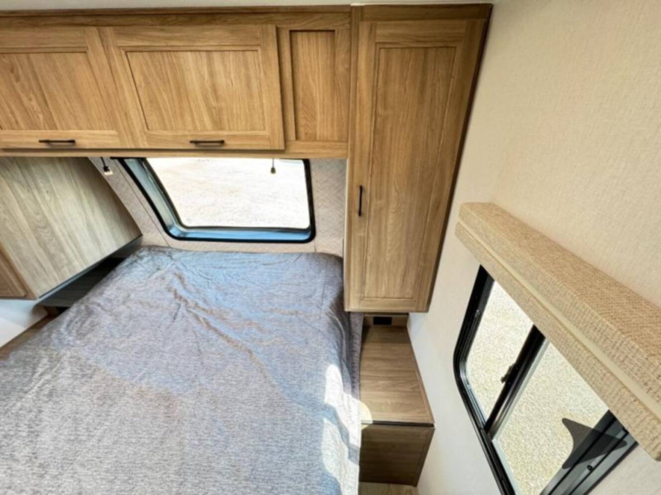 A photo of this 2026 Coachmen Rv Freedom Express Ultra Lite 271BHE
