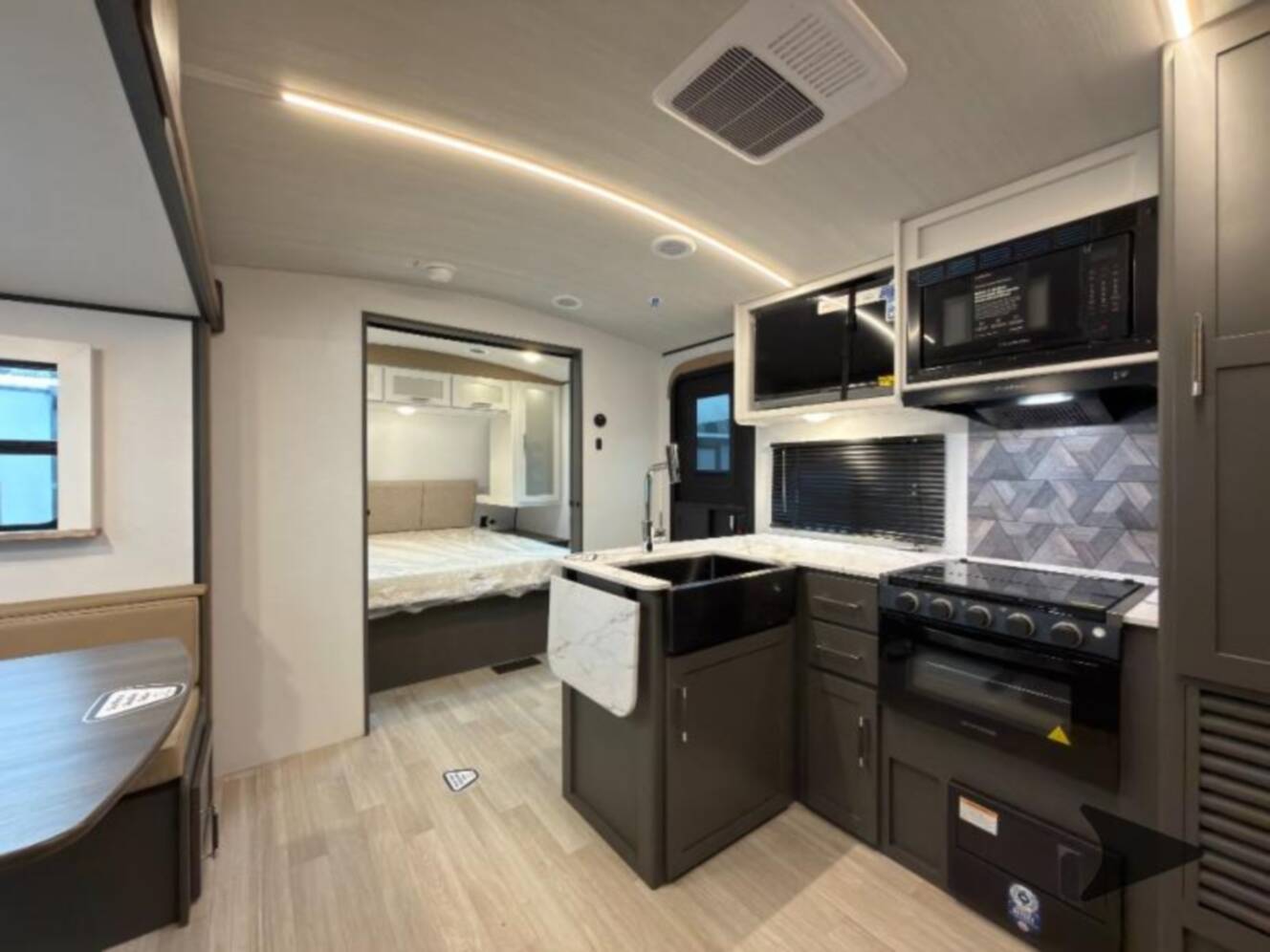 A photo of this 2026 Keystone Rv Bullet Crossfire 2290BH