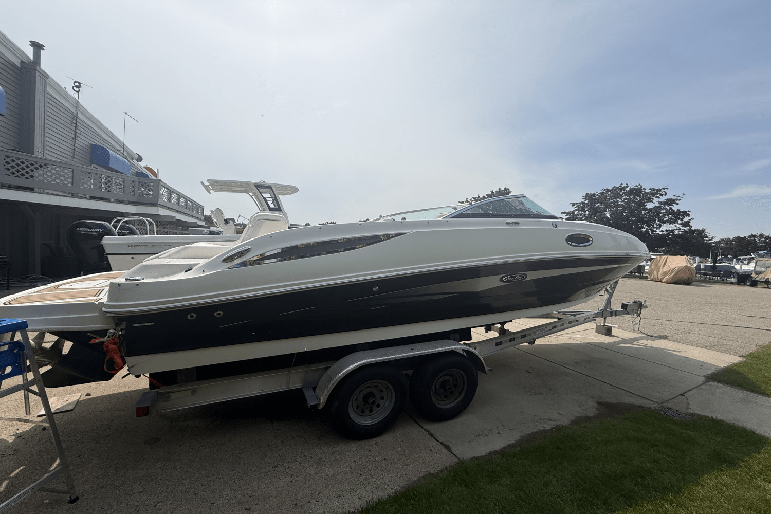 2014 Sea Ray 260 SUNDECK in harrison township MI
